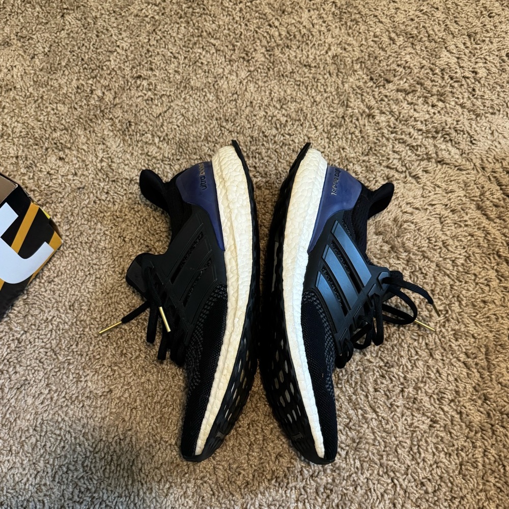 Adidas Ultraboost 1.0 size 11.5 - Picture 6 of 7